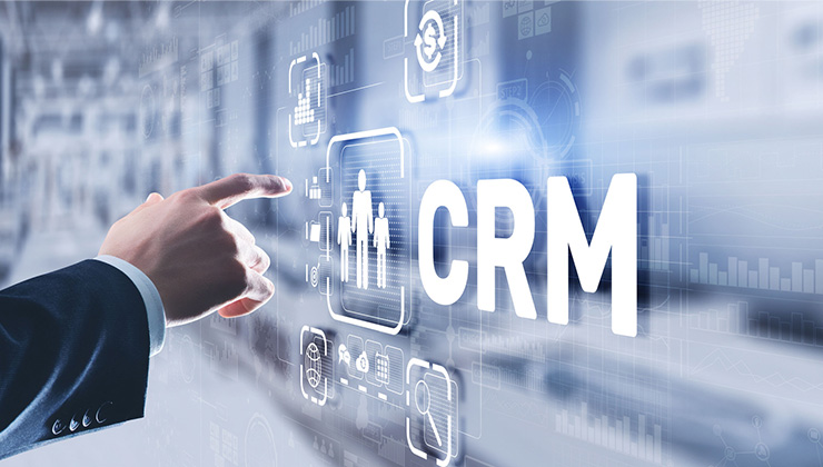 CRMとは?機能やメリット、名刺管理ツールとの違い、選び方を解説