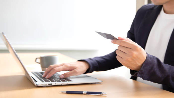 �����������N���W�b�g�J�[�h�Ŏx�����ɂ́H