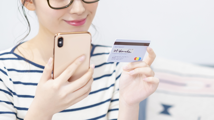 �N���W�b�g�J�[�h�̗L�������Ƃ́H�m�F�E�X�V���@�A���������闝�R�A�ĐR���̗L���ɂ��ĉ��